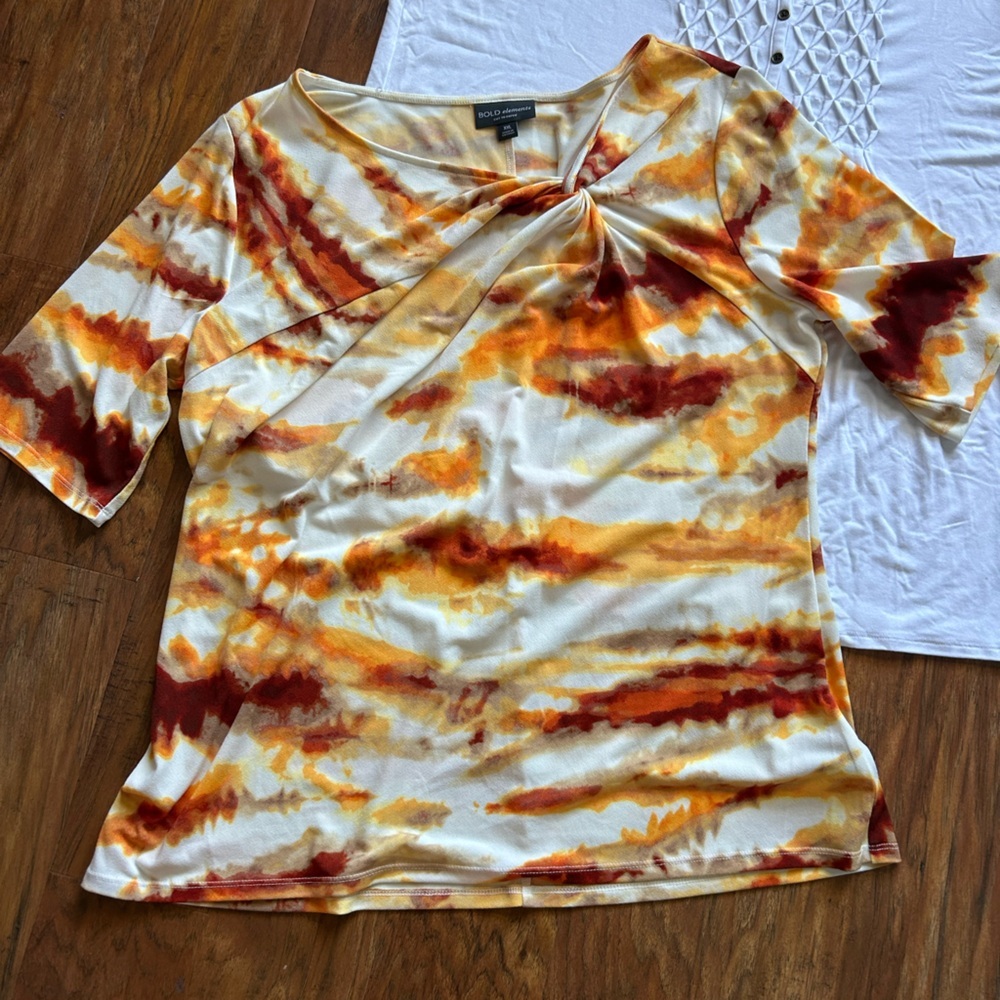 Women’s Blouses in White and Orange Short Sleeve Tops Bundle of Three XXL 2X - Picture 6 of 16